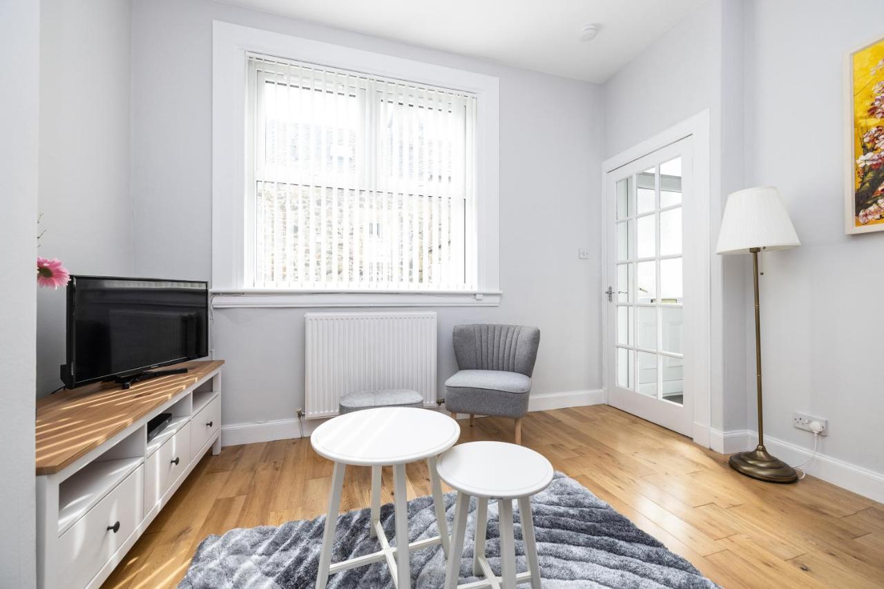 Cosy Town Centre Cottage 皮布尔斯 外观 照片